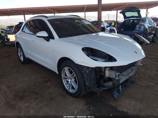 2022 PORSCHE MACAN — I1