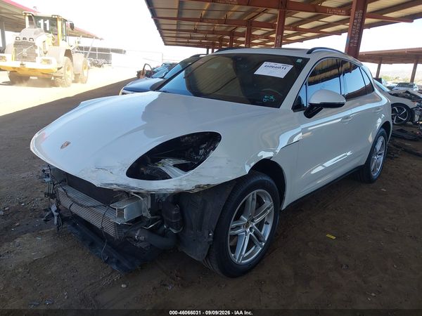 2022 PORSCHE MACAN — I2