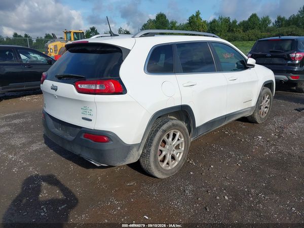 2017 JEEP CHEROKEE LATITUDE 4X4 — I4