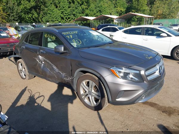 2016 MERCEDES-BENZ GLA 250 4MATIC — I1