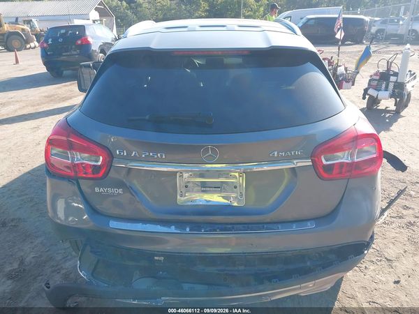 2016 MERCEDES-BENZ GLA 250 4MATIC — I119