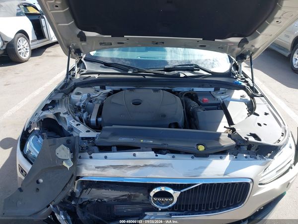 2018 VOLVO S90 T6 MOMENTUM