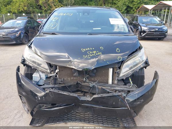 2019 TOYOTA SIENNA SE PREMIUM 8 PASSENGER — I115