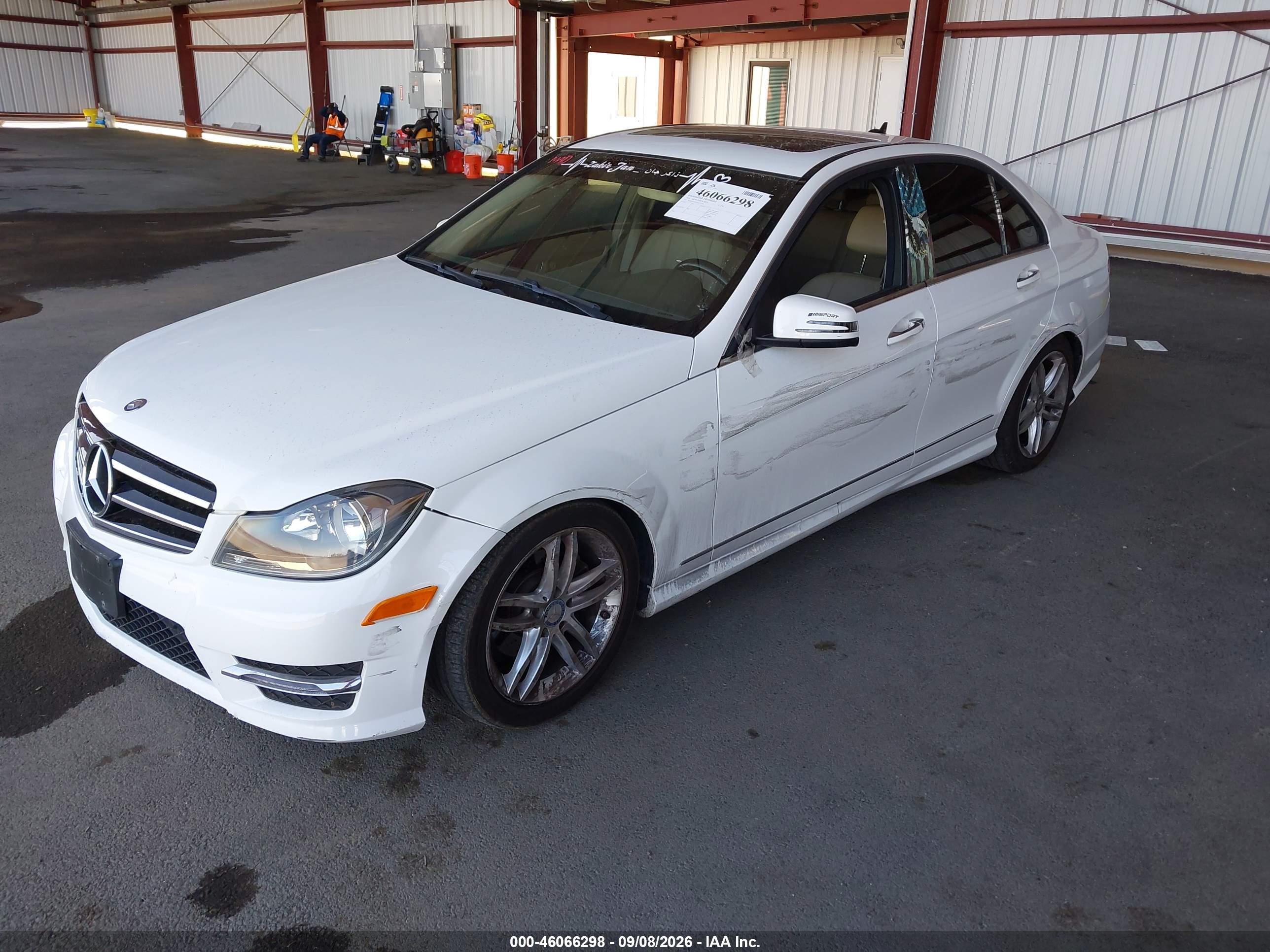 2014 MERCEDES-BENZ C 250 SPORT — I2