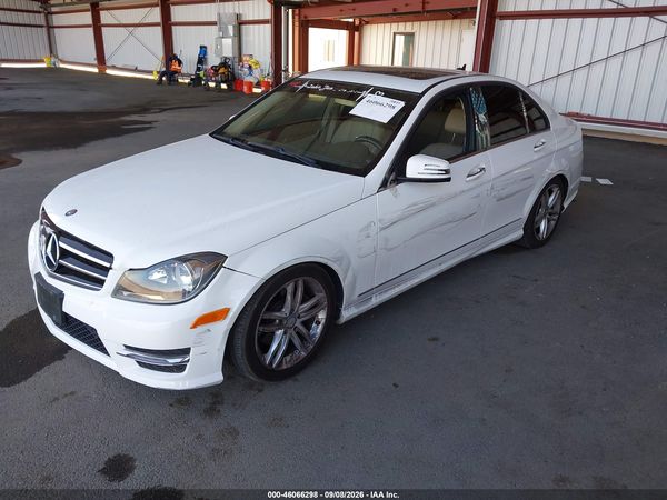 2014 MERCEDES-BENZ C 250 — I2