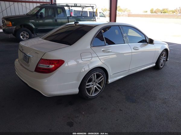 2014 MERCEDES-BENZ C 250 SPORT — I4