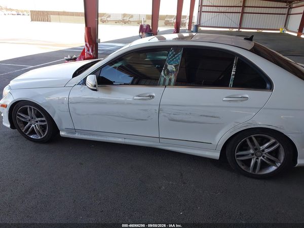 2014 MERCEDES-BENZ C 250 SPORT — I152