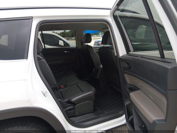2022 VOLKSWAGEN ATLAS 2.0T SE — I8