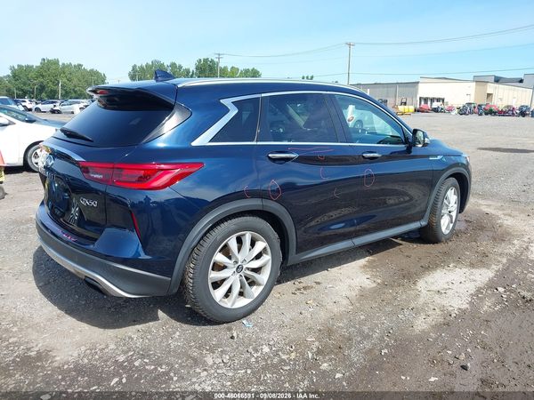 2019 INFINITI QX50 LUXE — I4