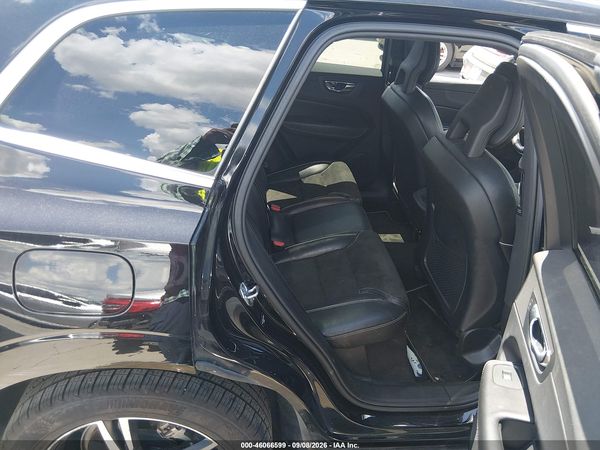 2018 VOLVO XC60 T6 R-DESIGN