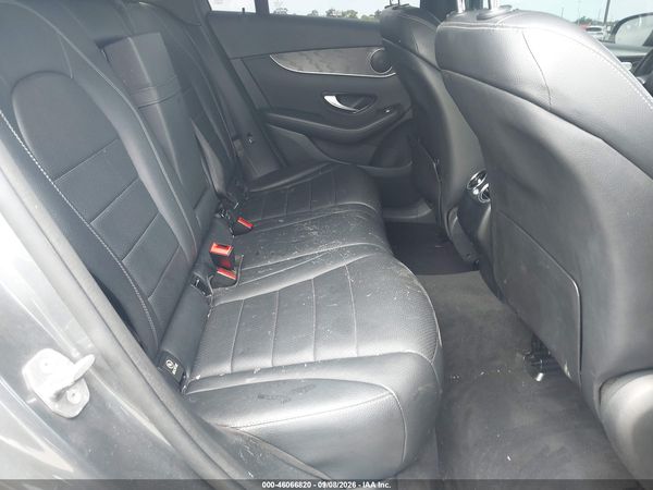 2017 MERCEDES-BENZ GLC 300 GLC300 — I8