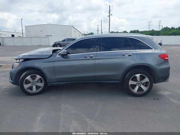 2017 MERCEDES-BENZ GLC 300 GLC300 — I117