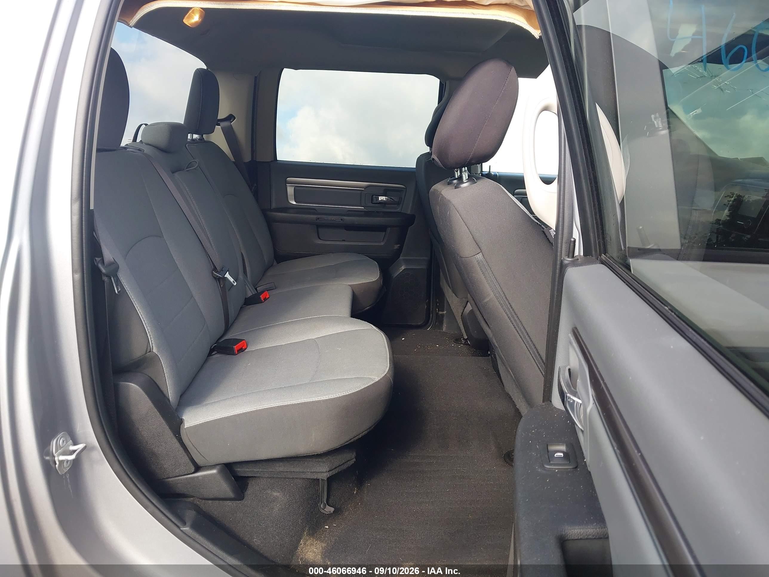 2016 MERCEDES-BENZ GLC GLC300 Base-4M