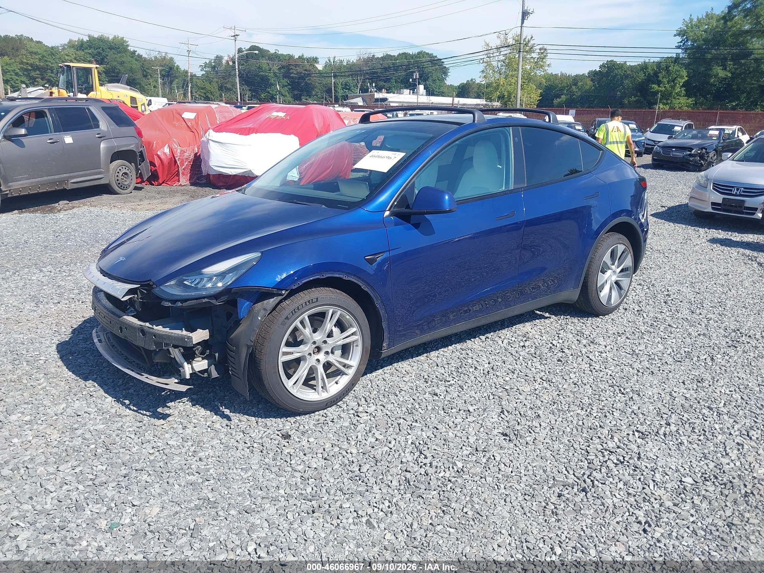 2022 TESLA MODEL Y — I2
