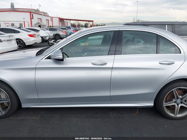 2015 MERCEDES-BENZ C 300