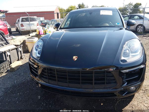 2015 PORSCHE MACAN S — I6