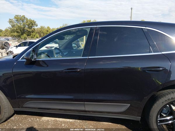 2015 PORSCHE MACAN S — I117