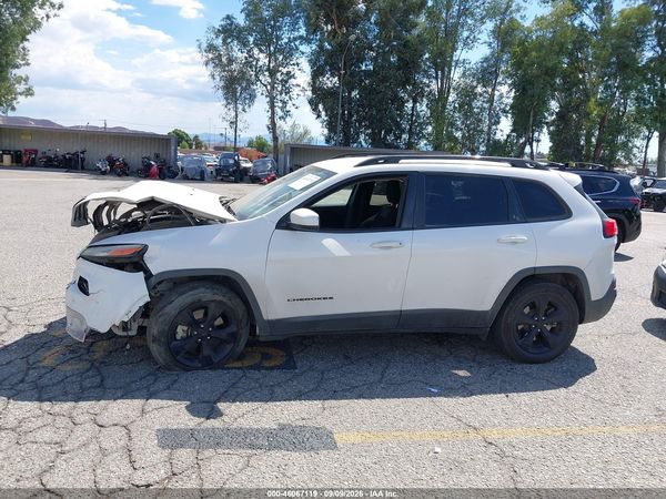 2018 JEEP CHEROKEE LATITUDE FWD — I117