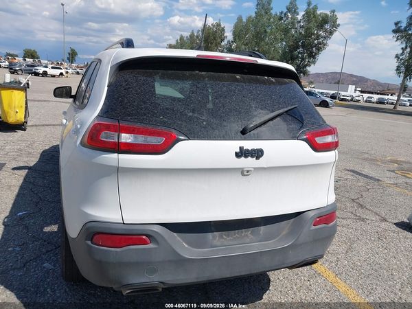 2018 JEEP CHEROKEE LATITUDE FWD — I119