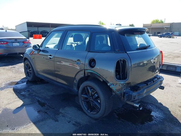 2013 MINI COUNTRYMAN COOPER S — I3