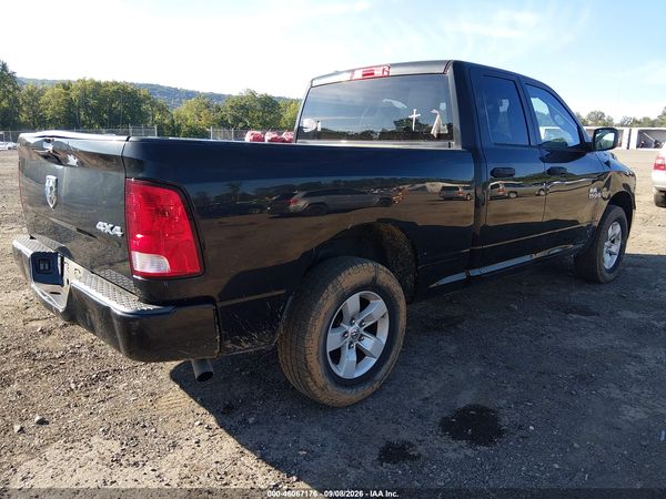 2017 RAM 1500 EXPRESS  4X4 6'4 BOX