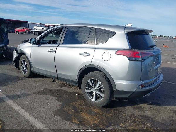 2018 TOYOTA RAV4 XLE — I3