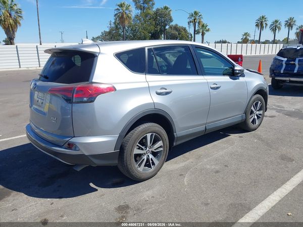 2018 TOYOTA RAV4 XLE — I4