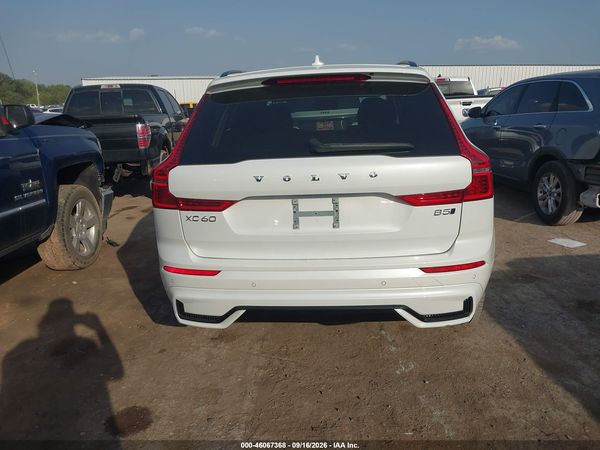 2024 VOLVO XC60 B5 PLUS DARK THEME — I119