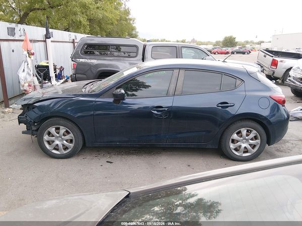 2016 MAZDA MAZDA3 I SPORT — I117