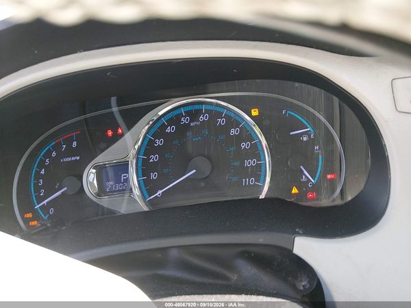 2014 TOYOTA SIENNA XLE 7 PASSENGER — I7