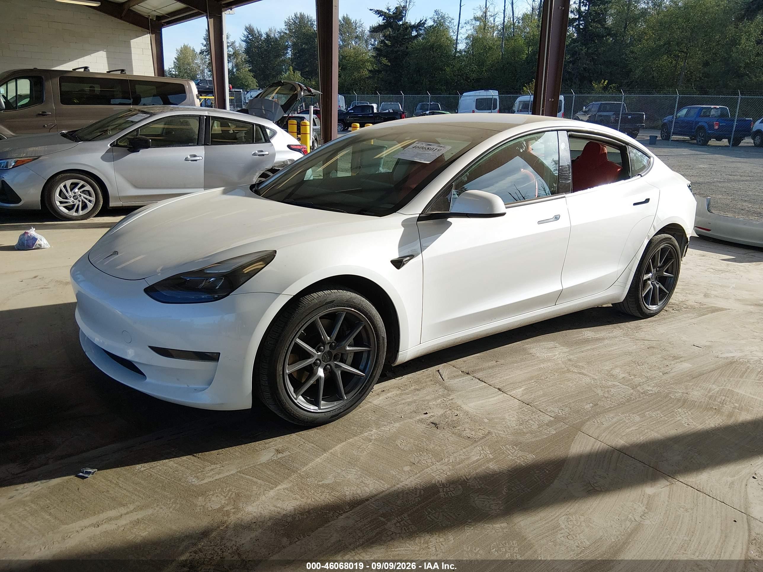 2023 TESLA MODEL 3 REAR-WHEEL DRIVE — I2