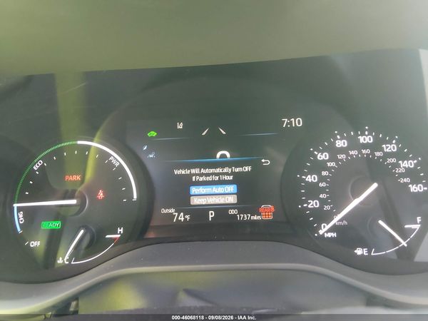 2025 TOYOTA SIENNA LE