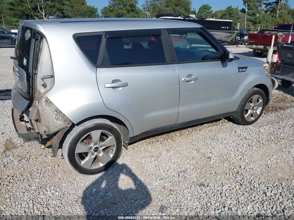 2017 KIA SOUL Base — I4