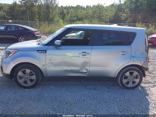 2017 KIA SOUL Base — I117