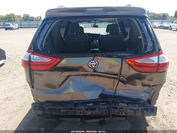 2015 TOYOTA SIENNA LE 8 PASSENGER — I6