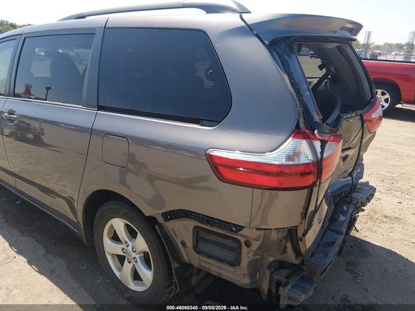 2015 TOYOTA SIENNA LE 8 PASSENGER — I153