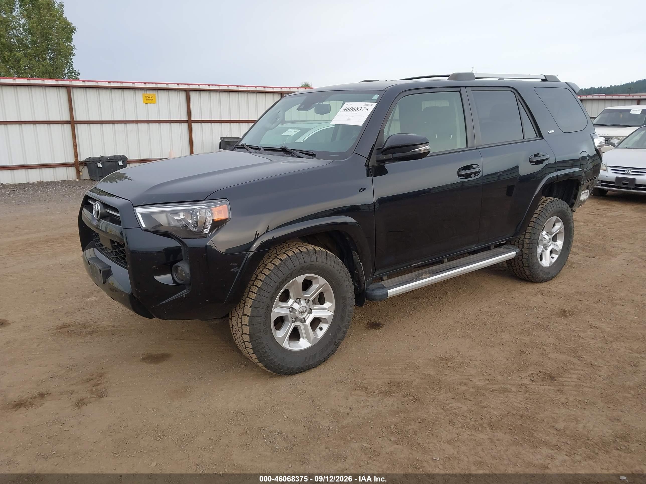 2023 TOYOTA 4RUNNER SR5 PREMIUM — I2