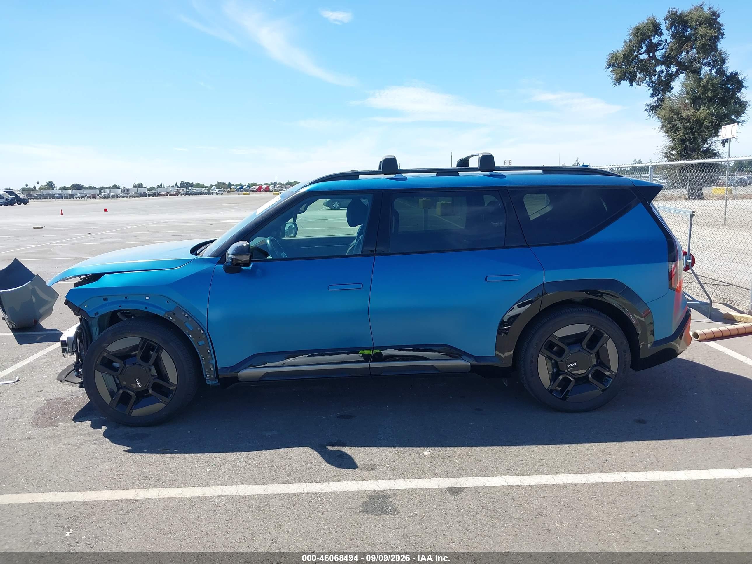 2024 KIA EV9 GT-LINE