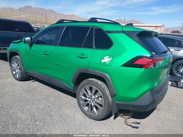 2022 TOYOTA RAV4 XLE PREMIUM — I3