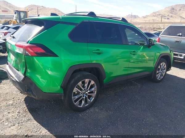 2022 TOYOTA RAV4 XLE PREMIUM — I4