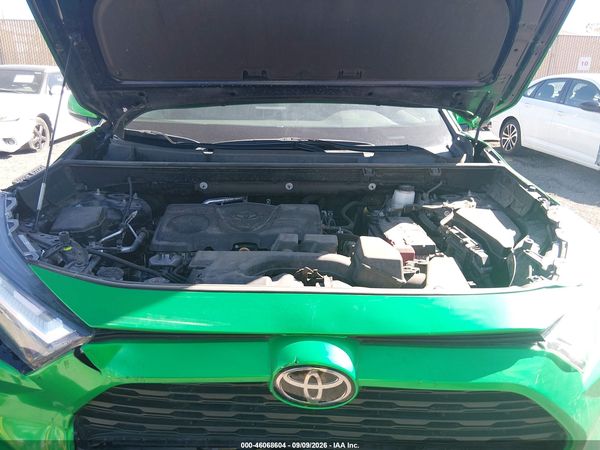 2022 TOYOTA RAV4 XLE PREMIUM — I10