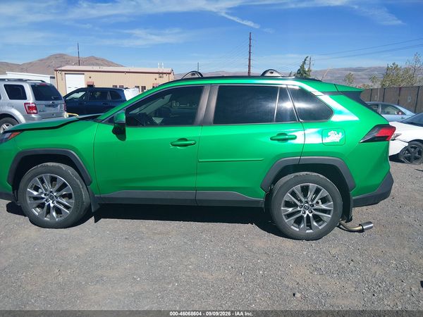 2022 TOYOTA RAV4 XLE PREMIUM — I117
