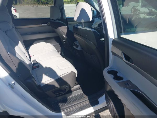 2022 HYUNDAI PALISADE SE — I8