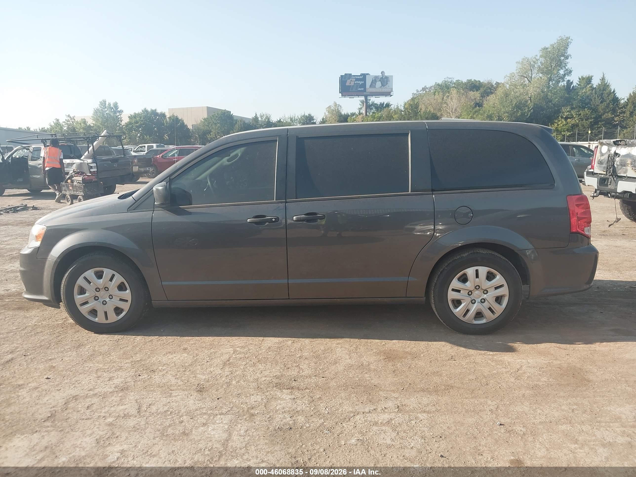 2019 DODGE GRAND CARAVAN SE