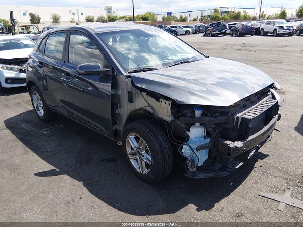 2022 HYUNDAI KONA SE