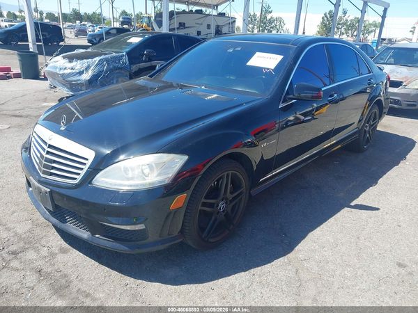 2013 MERCEDES-BENZ S 63 AMG — I2
