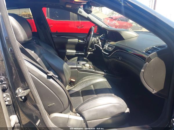 2013 MERCEDES-BENZ S 63 AMG S63 AMG — I5