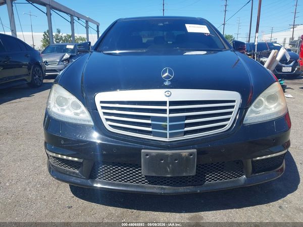 2013 MERCEDES-BENZ S 63 AMG S63 AMG — I115