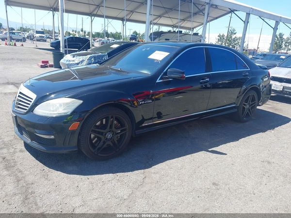 2013 MERCEDES-BENZ S 63 AMG S63 AMG — I117