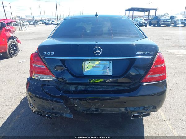 2013 MERCEDES-BENZ S 63 AMG S63 AMG — I119